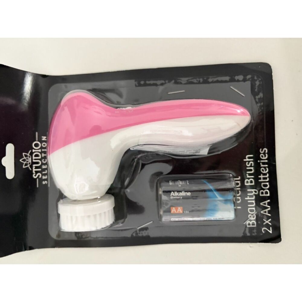 Studio Selections facial beauty battery operated brush